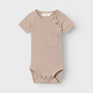 Lil 'Atelier - Gago Kub Kortærmet Slim Body - Mocha Meringue